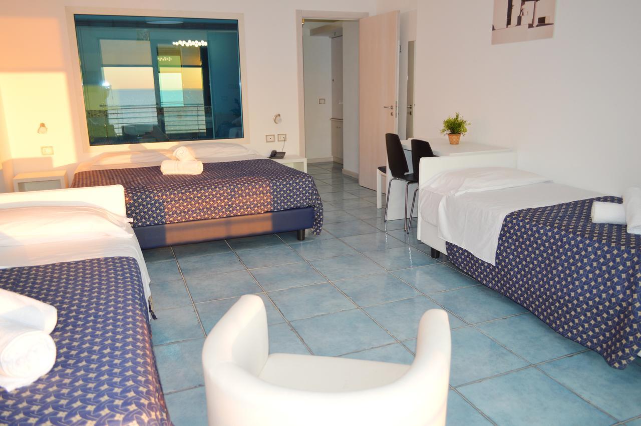Capo Nettuno Hotel Capo d'Orlando Exterior photo